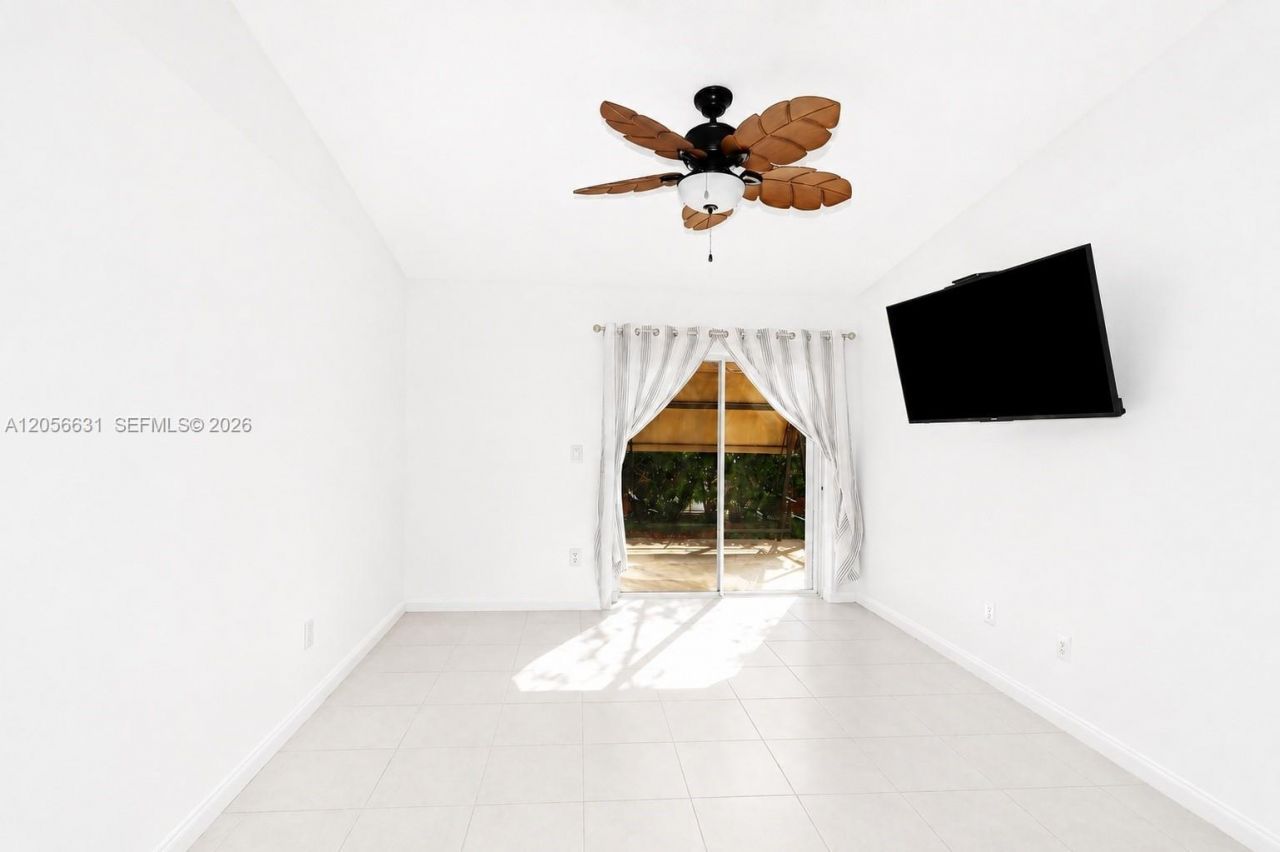 527 SE 21st Dr , Homestead, FL 33033 Photo