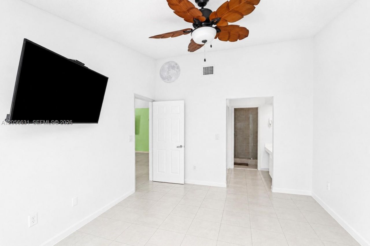 527 SE 21st Dr , Homestead, FL 33033 Photo