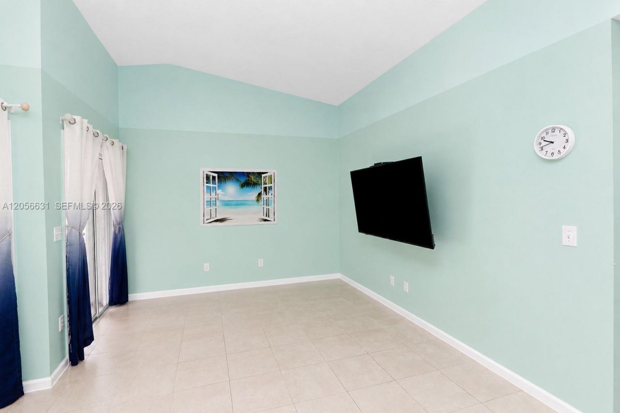 527 SE 21st Dr , Homestead, FL 33033 Photo