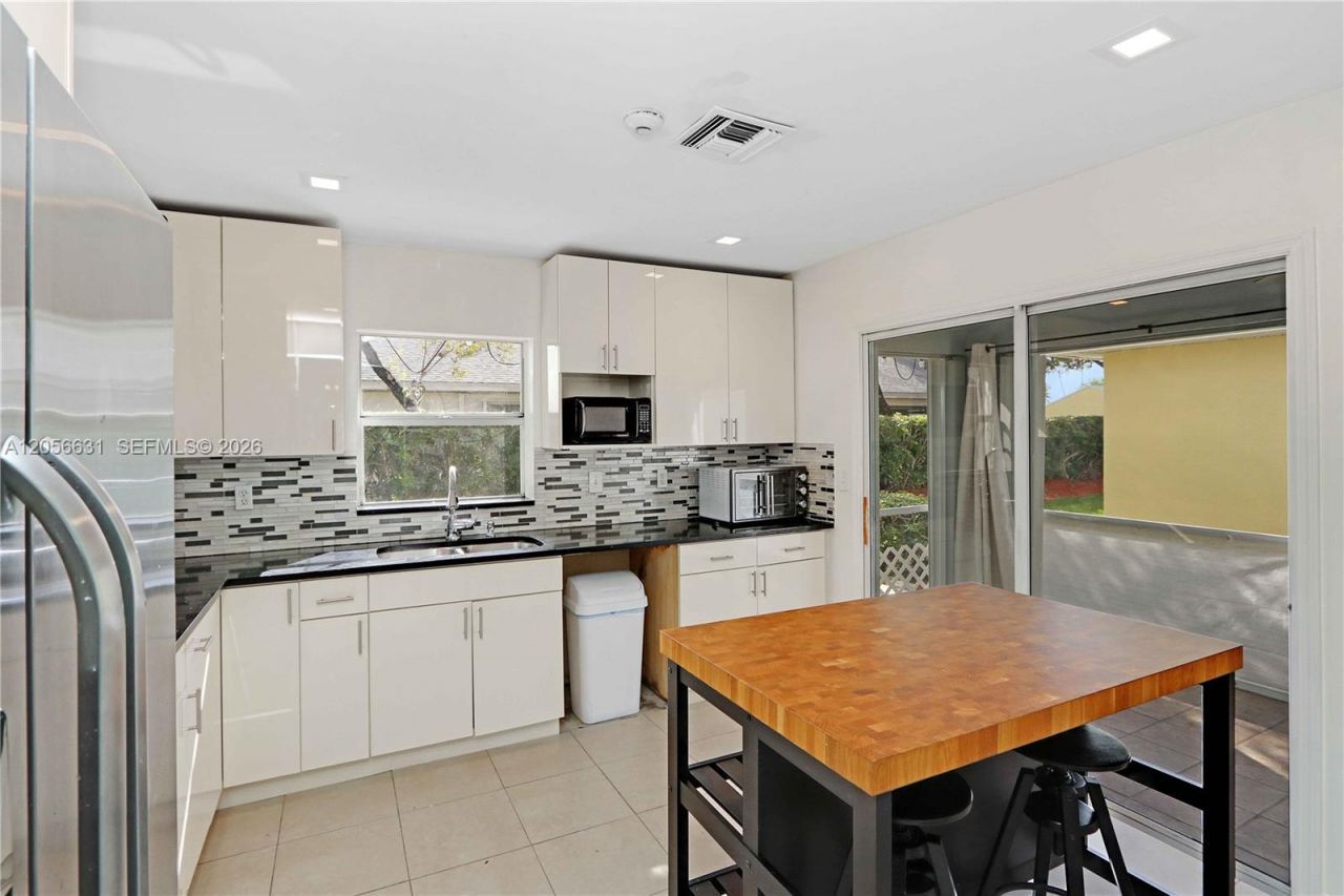 527 SE 21st Dr , Homestead, FL 33033 Photo