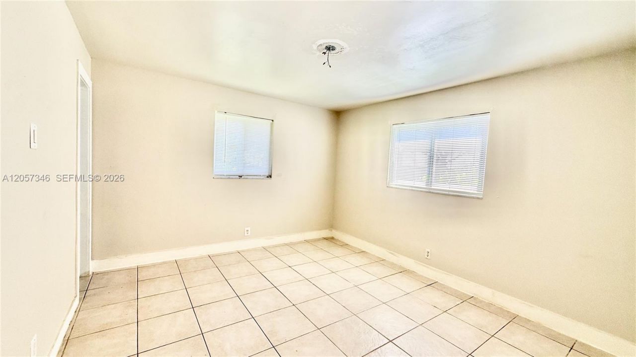 320 Holloway Dr, Plantation, FL 33317 Photo