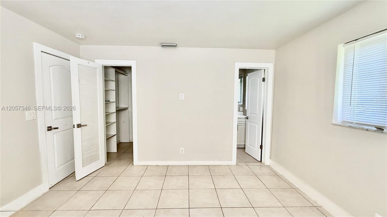 320 Holloway Dr, Plantation, FL 33317 Photo