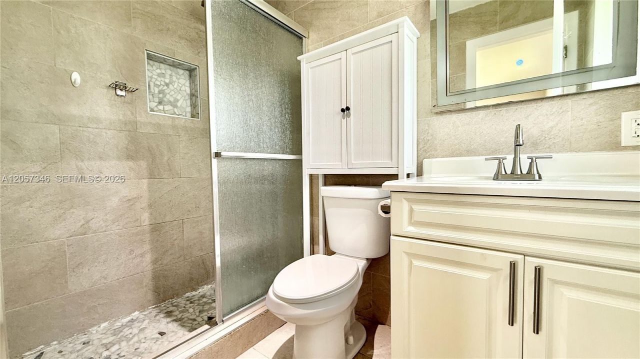 320 Holloway Dr, Plantation, FL 33317 Photo