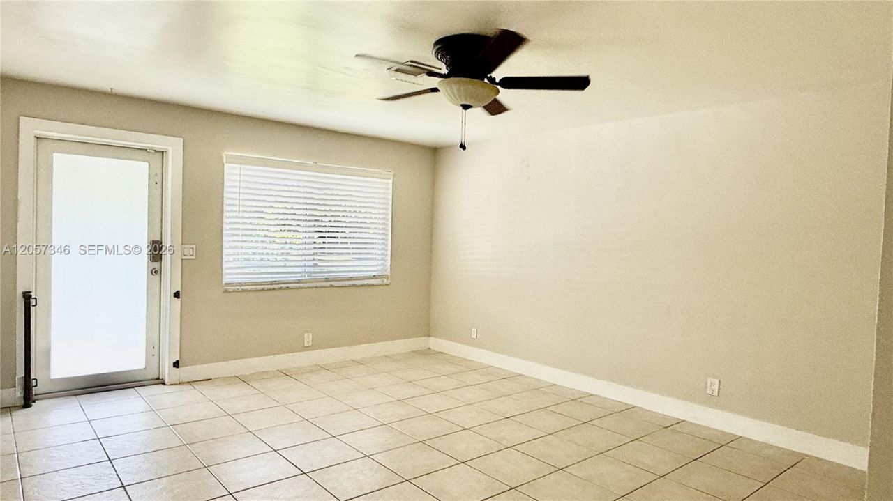 320 Holloway Dr, Plantation, FL 33317 Photo