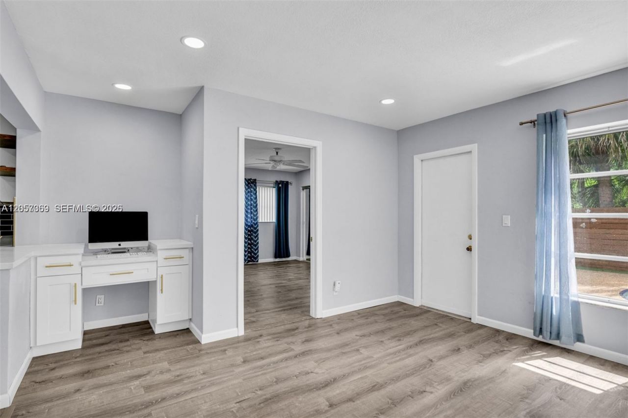 851 SW 49th Ter, Unit 1, Margate, FL 33068 Photo
