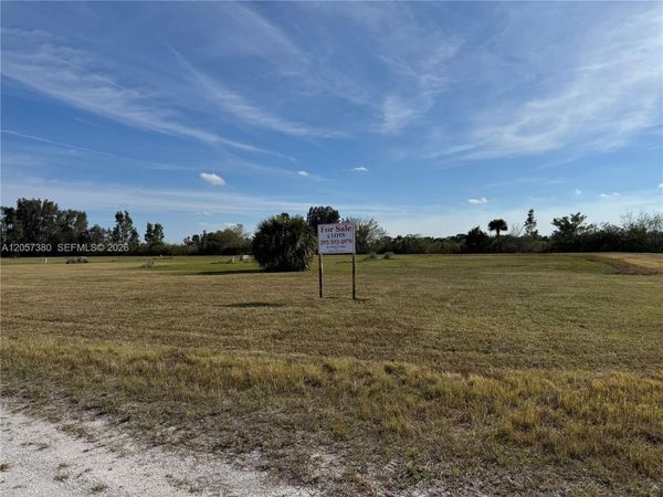 987 Watson Way , Moore Haven, FL 33471
