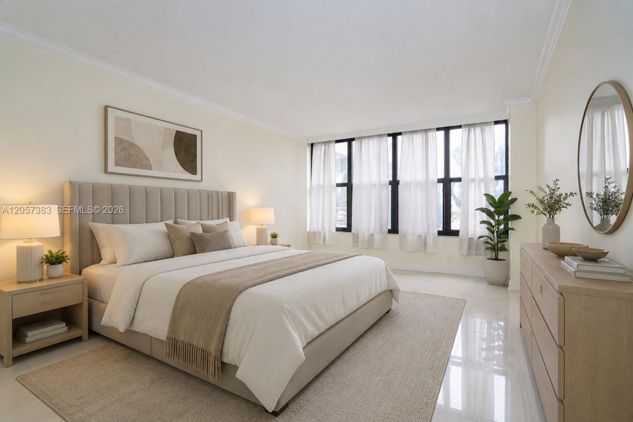 2500 Parkview Dr, Unit 616, Hallandale Beach, FL 33009 Photo