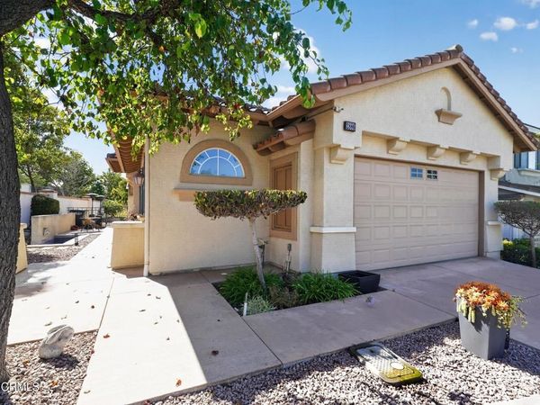 2886 Golf Villa Way , Camarillo, CA 93010