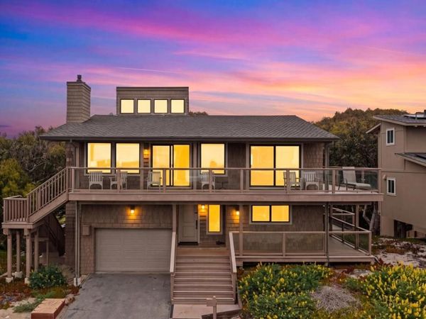 83 Puffin Lane, Watsonville, CA 95076