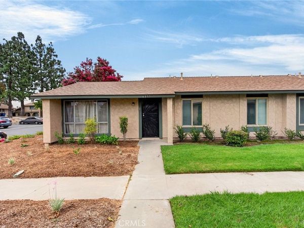 6377 La Mirada Way , Riverside, CA 92504