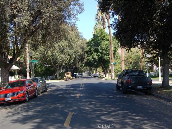 4169 12th Street , Unit 1, Riverside, CA 92501