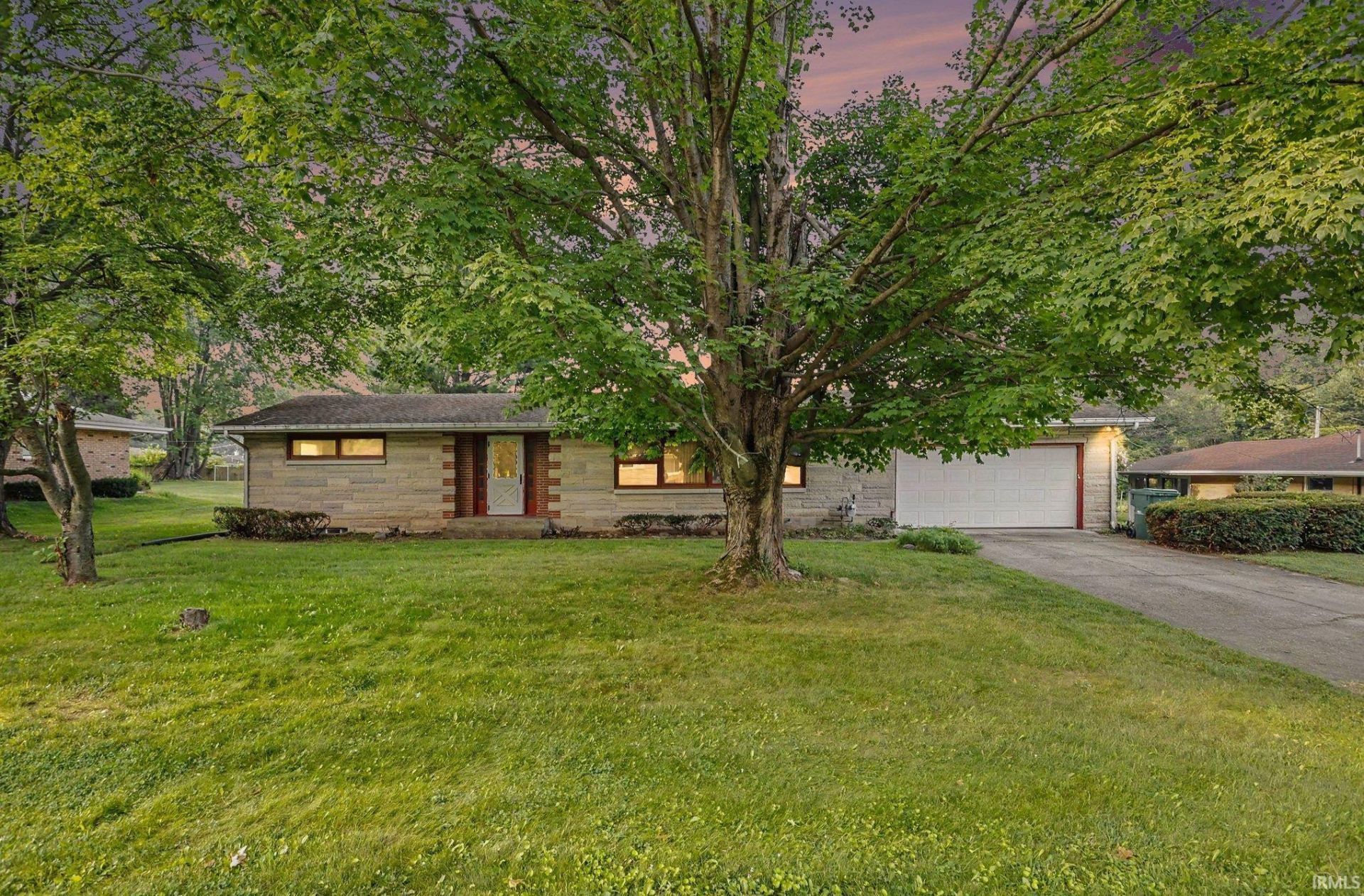 20408 Ozone Street, South Bend, IN 46614 Main Photo