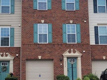 45954 IRON OAK TERRACE, STERLING, VA 20166