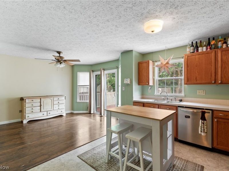 2483 Clara Street, Cuyahoga Falls, OH 44221 Photo 12