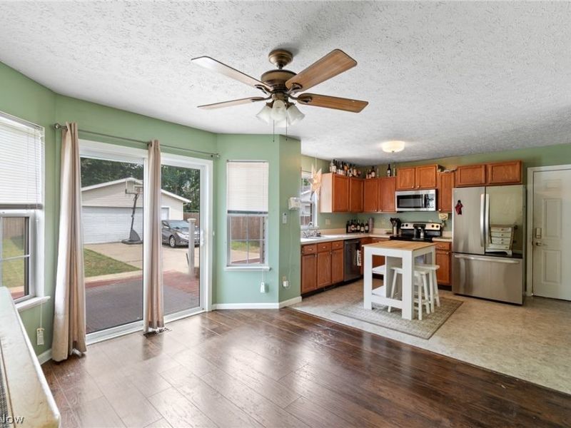 2483 Clara Street, Cuyahoga Falls, OH 44221 Photo 13