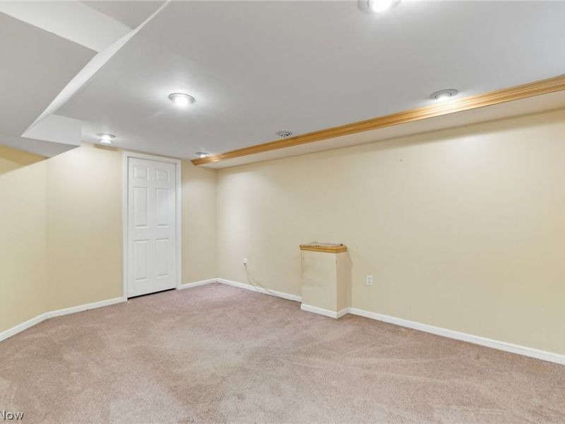 2483 Clara Street, Cuyahoga Falls, OH 44221 Photo 24