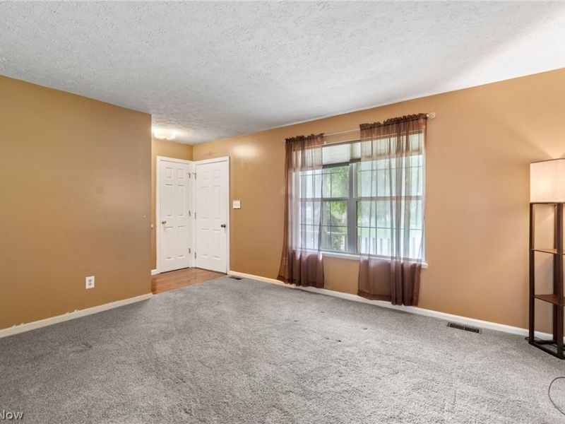 2483 Clara Street, Cuyahoga Falls, OH 44221 Photo 5