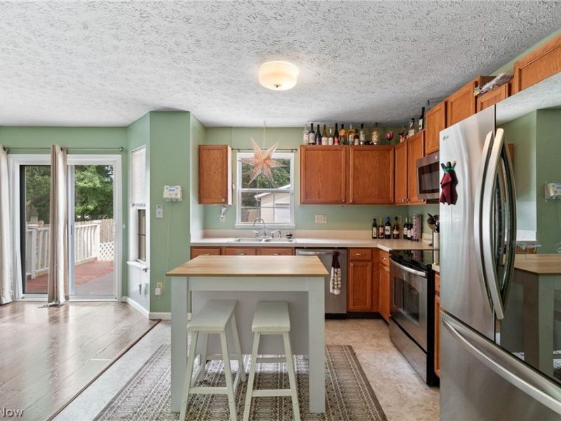 2483 Clara Street, Cuyahoga Falls, OH 44221 Photo 9