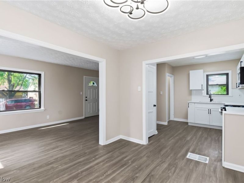 12904 Brookfield Avenue, Cleveland, OH 44135 Photo 10