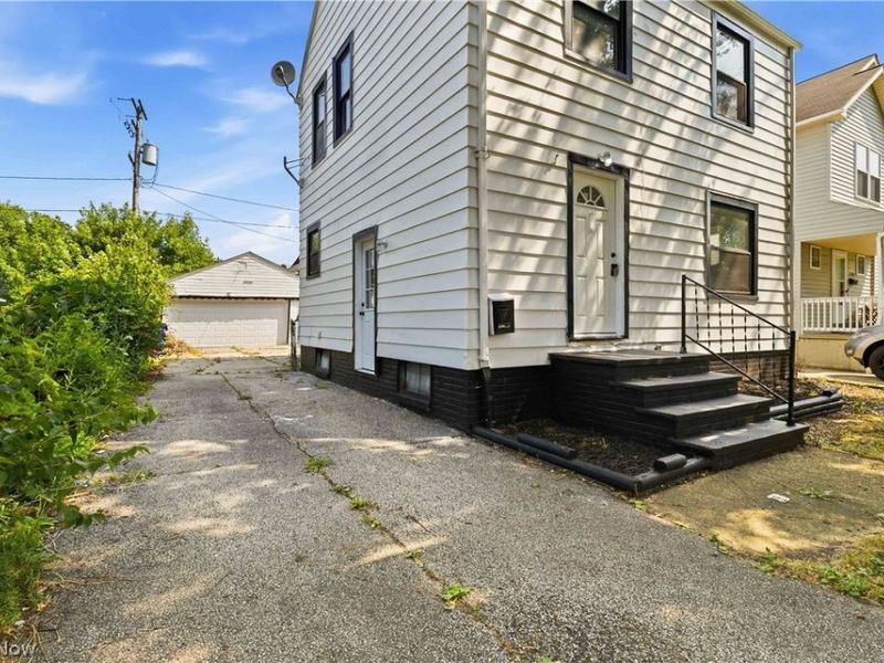 12904 Brookfield Avenue, Cleveland, OH 44135 Photo 41