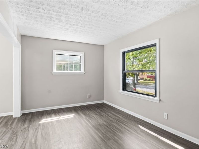 12904 Brookfield Avenue, Cleveland, OH 44135 Photo 5