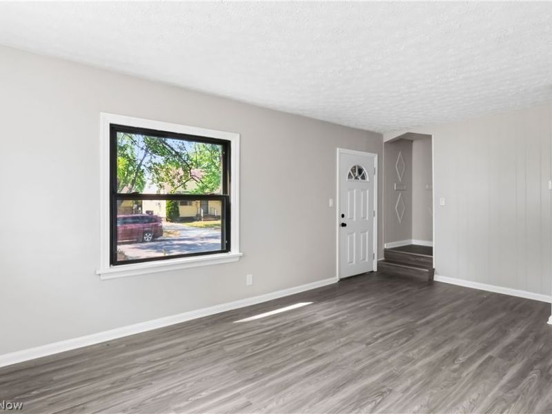 12904 Brookfield Avenue, Cleveland, OH 44135 Photo 7