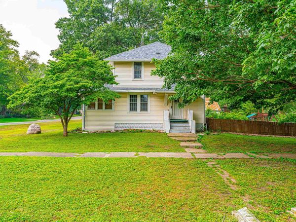 502 N GARDEN Street, Mt Pulaski, IL 62548