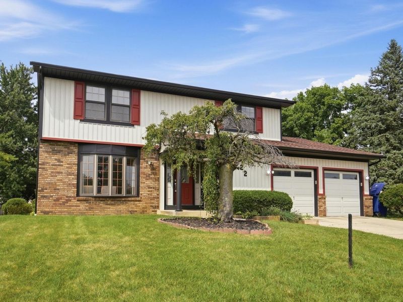 322 Sprucewood Drive , Delaware, OH 43015 Photo 2