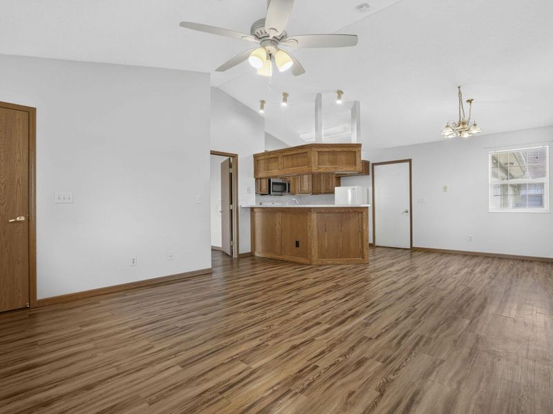 38 Northpointe Lane , Newark, OH 43055 Photo 4