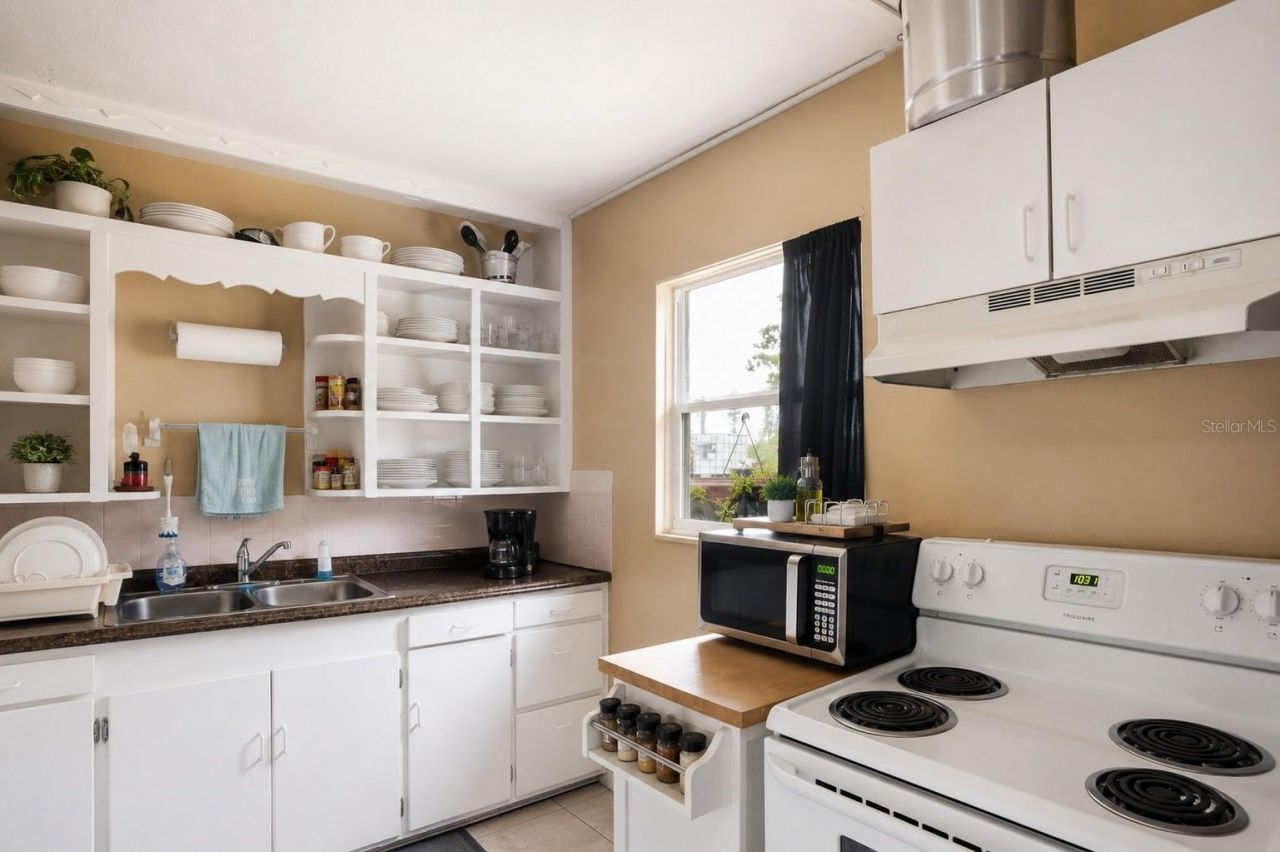 3917 Royal Palm Avenue , Sarasota, FL 34234 Photo