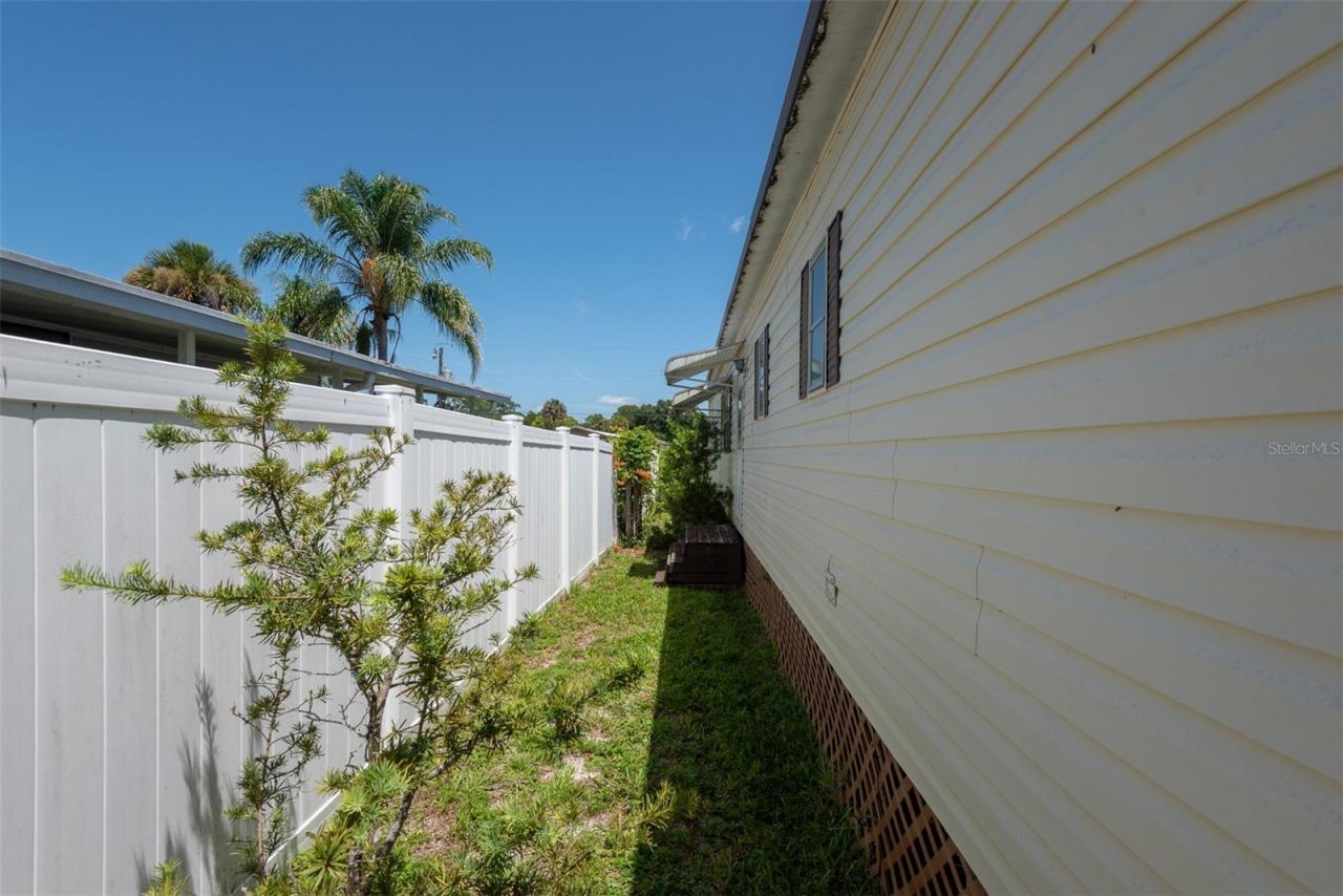 110 Charles Street , Edgewater, FL 32141 Photo