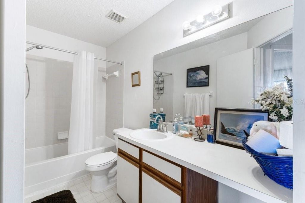 2231 Cascades Boulevard , Unit 304, Kissimmee, FL 34741 Photo