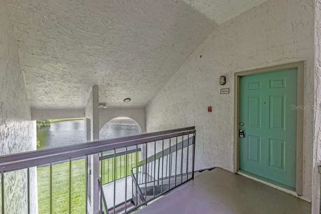 2231 Cascades Boulevard , Unit 304, Kissimmee, FL 34741 Photo