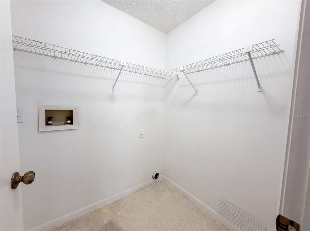 8613 Cottonway Lane , Tampa, FL 33635 Photo