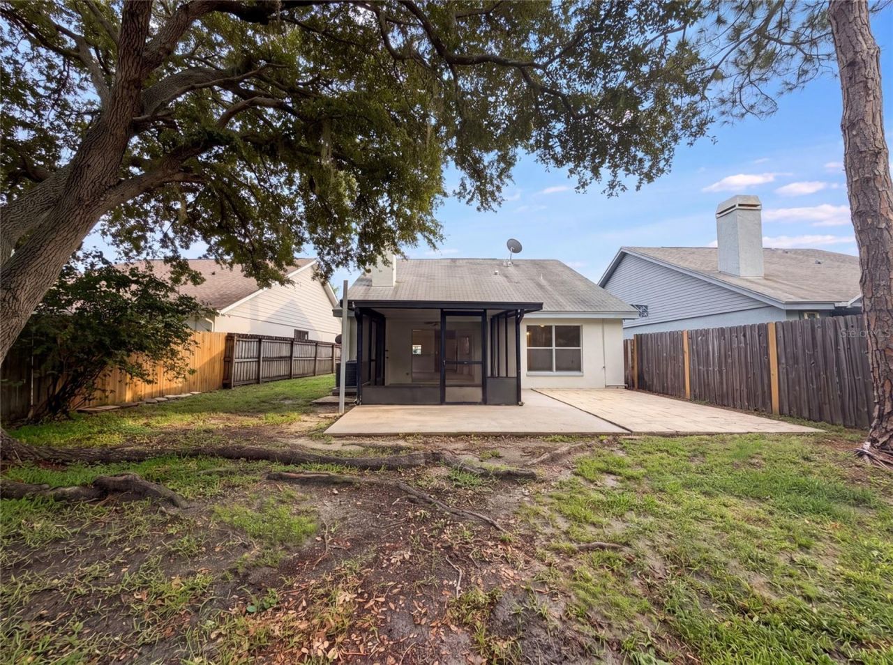8613 Cottonway Lane , Tampa, FL 33635 Photo