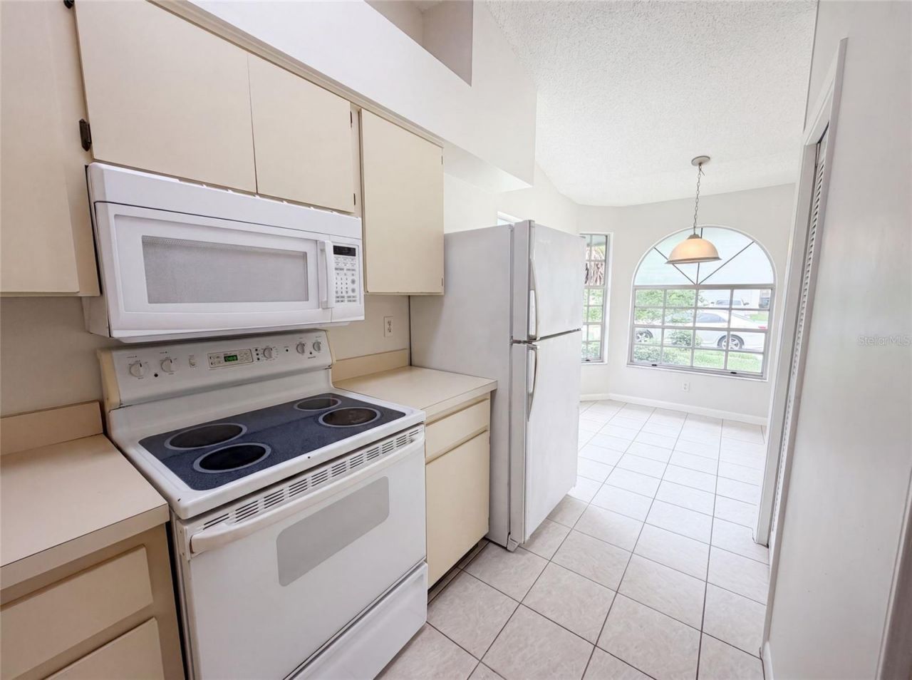 8613 Cottonway Lane , Tampa, FL 33635 Photo
