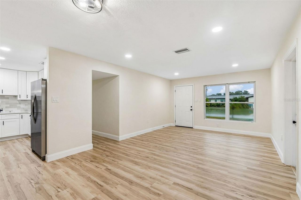 6781 33rd Avenue N, Saint Petersburg, FL 33710 Photo