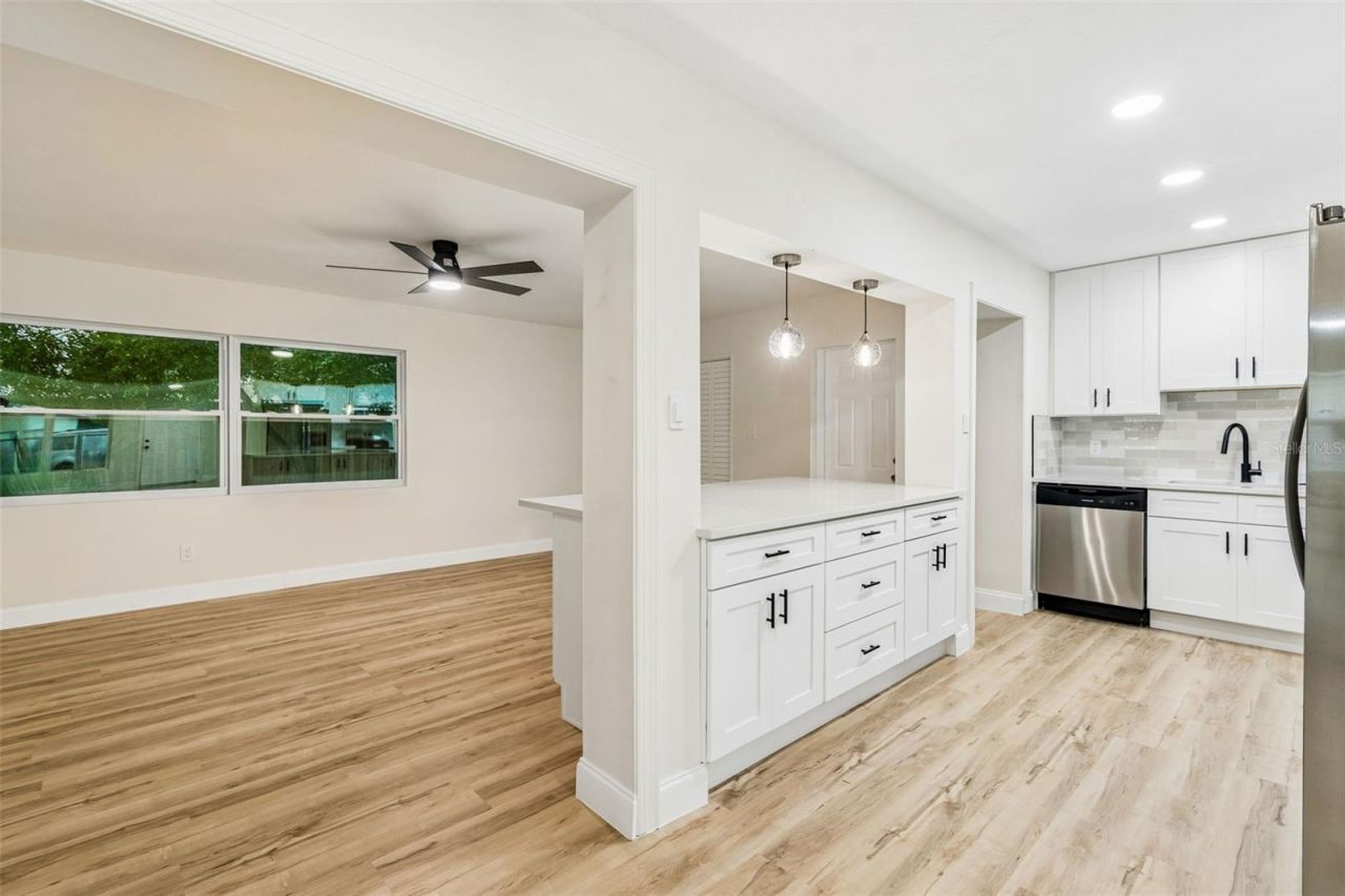 6781 33rd Avenue N, Saint Petersburg, FL 33710 Photo