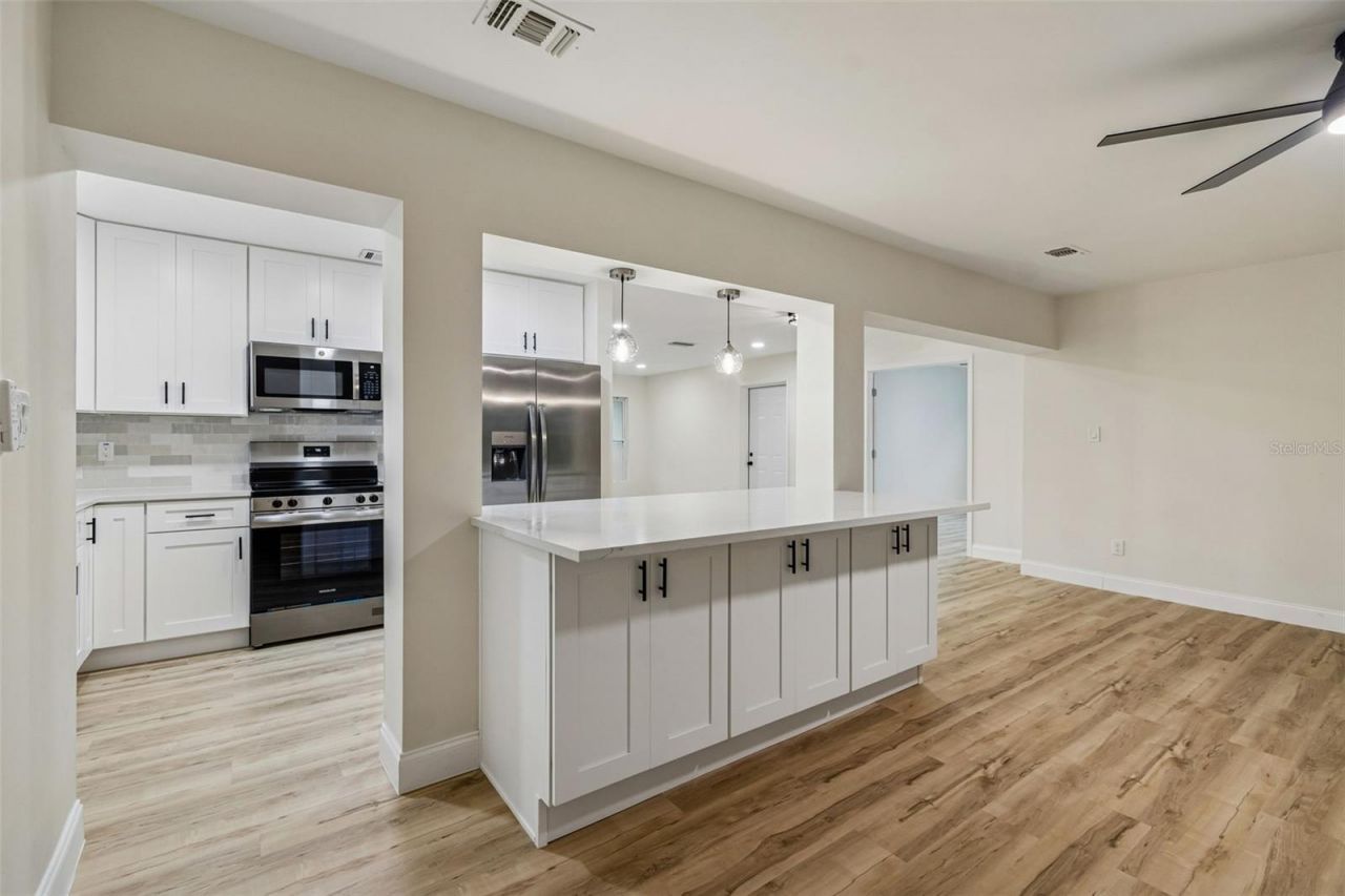 6781 33rd Avenue N, Saint Petersburg, FL 33710 Photo