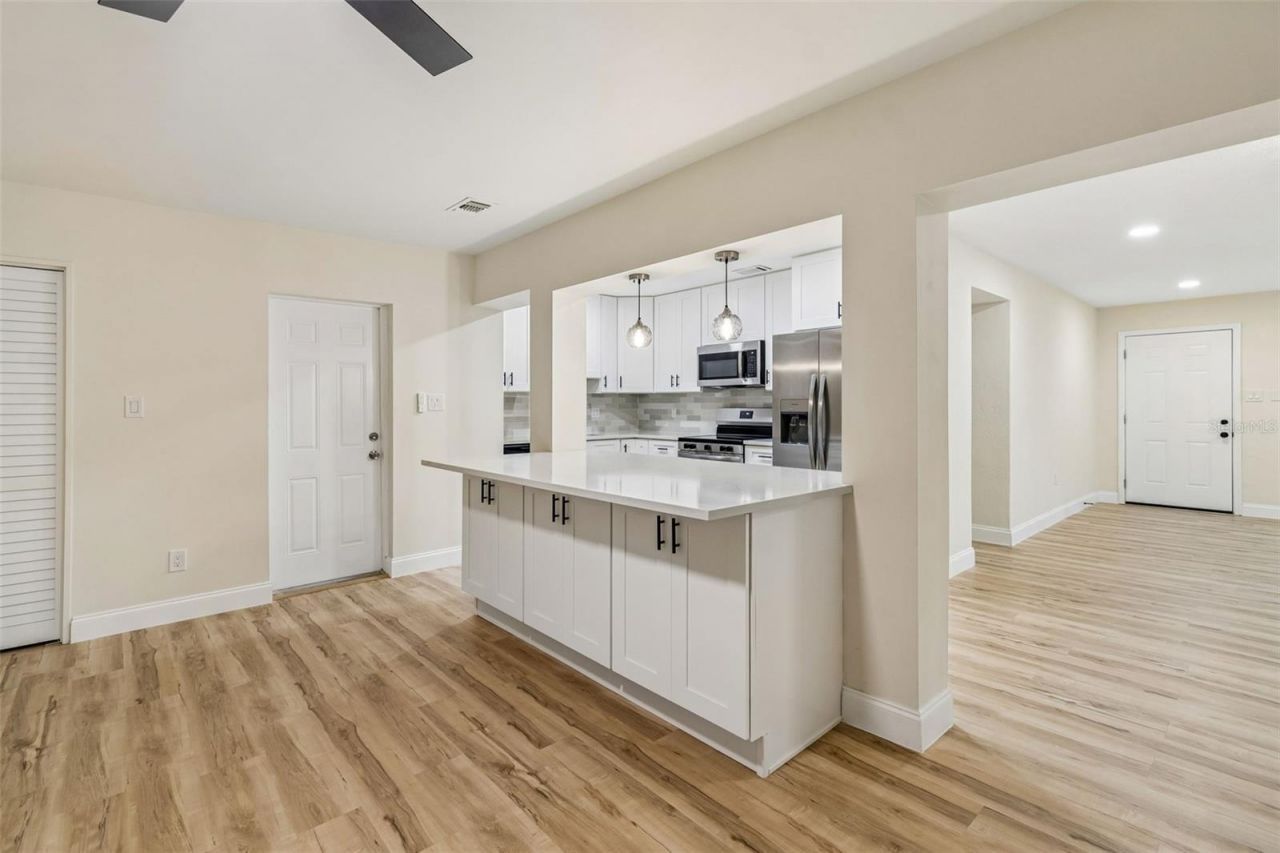 6781 33rd Avenue N, Saint Petersburg, FL 33710 Photo