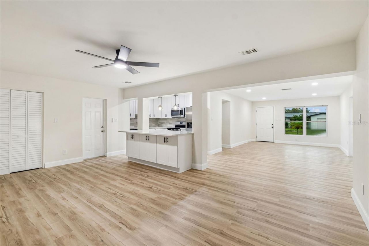 6781 33rd Avenue N, Saint Petersburg, FL 33710 Photo