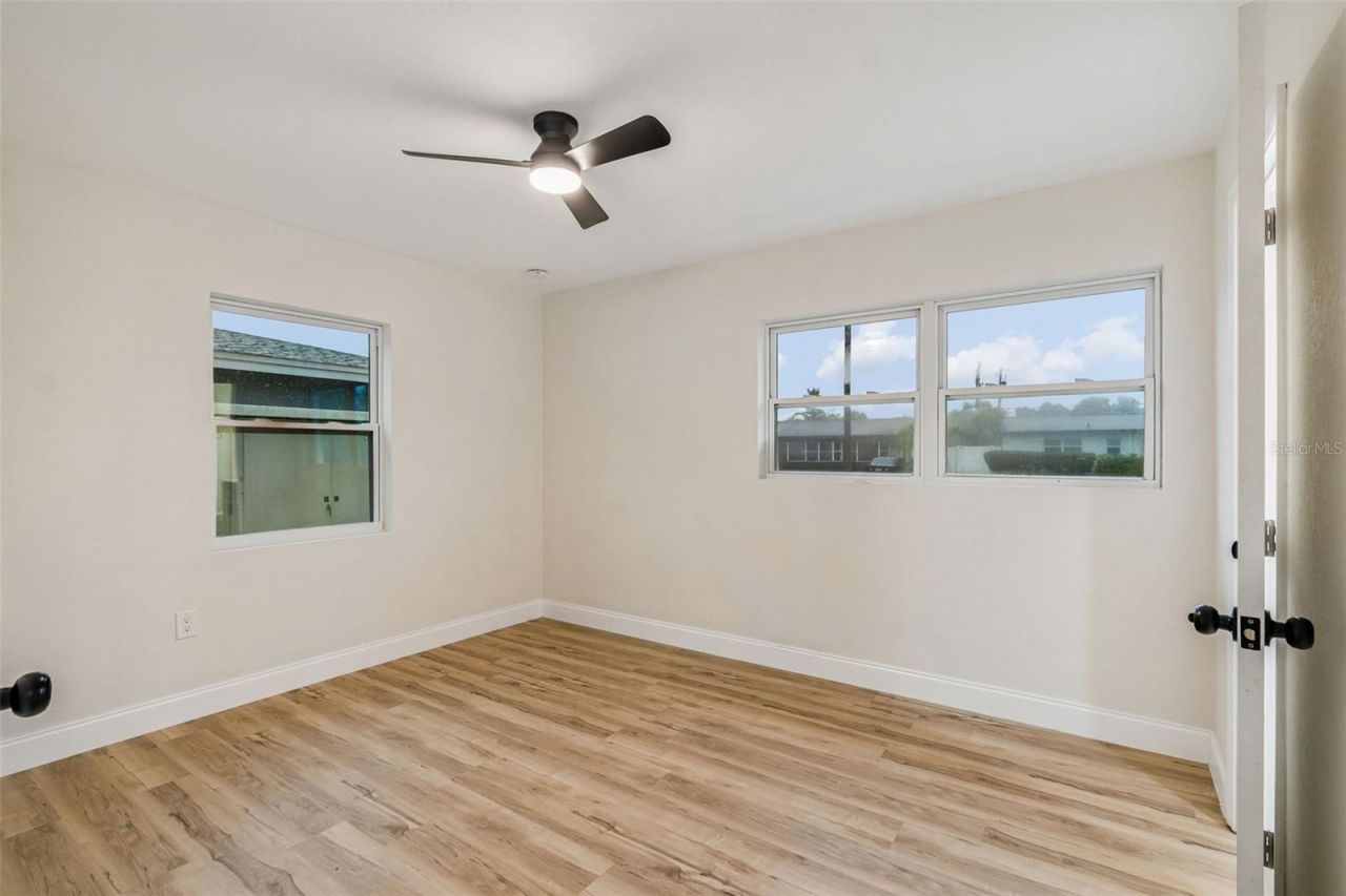 6781 33rd Avenue N, Saint Petersburg, FL 33710 Photo