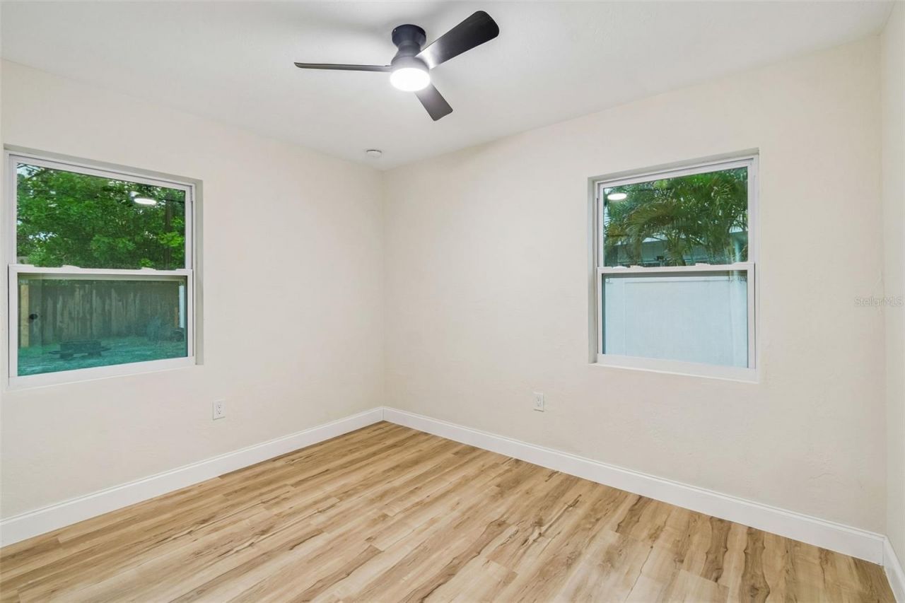 6781 33rd Avenue N, Saint Petersburg, FL 33710 Photo