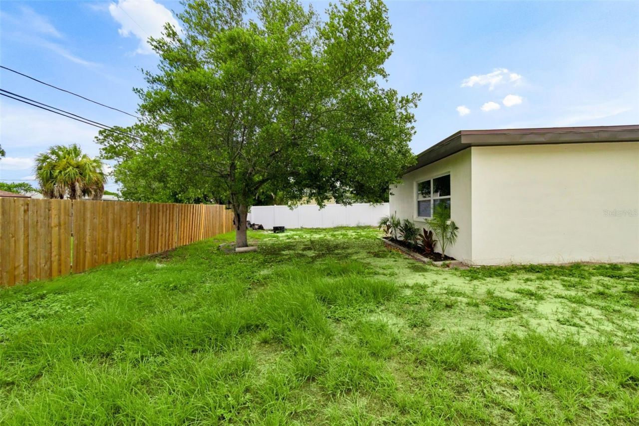 6781 33rd Avenue N, Saint Petersburg, FL 33710 Photo