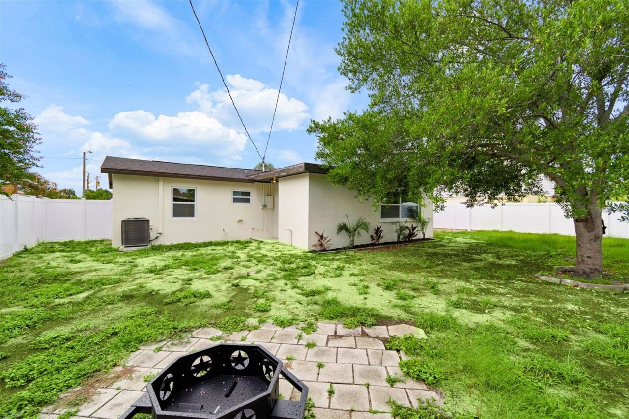 6781 33rd Avenue N, Saint Petersburg, FL 33710 Photo