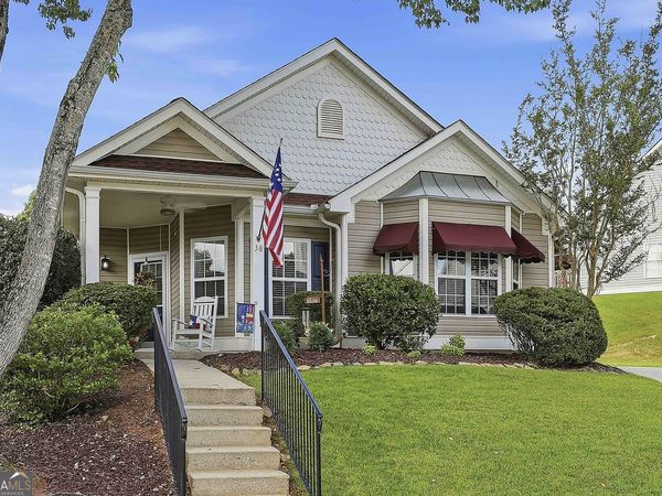 38 The Crescent, Newnan, GA 30263