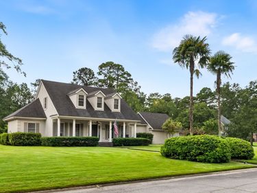 113 Pine Lakes Avenue, Savannah, GA 31405