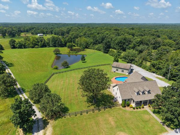 1301 Yellow Creek Rd , Dickson, TN 37055