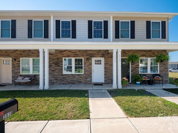3939 Newhall Drive , Hickory, NC 28601