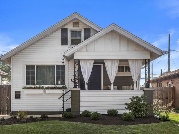 2020 Deane BOULEVARD, Racine, WI 53403
